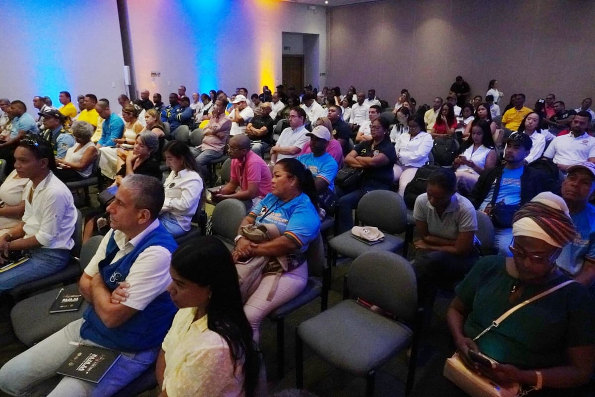 Foro “La velocidad sí mata: ¿qué tan rápido quieres llegar?”. // DATT