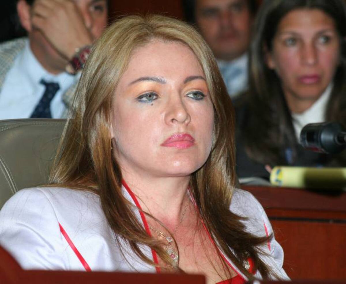 Alexandra Moreno hizo un llamado para que el nuevo jefe de cartera honre su palabra y busque una nueva fórmula para bajar los costos de la gasolina. COLPRENSA