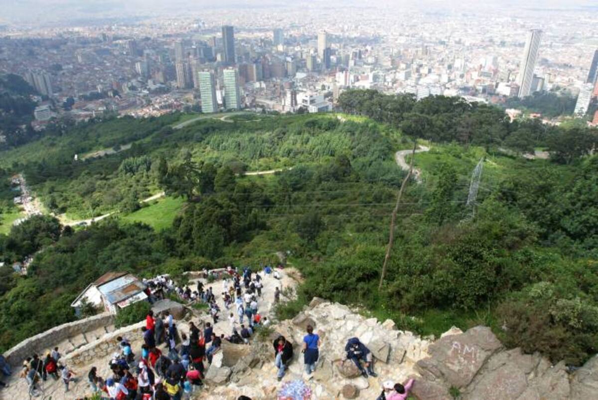 Bogotá desde el Cerro de Monserrate COLPRENSA