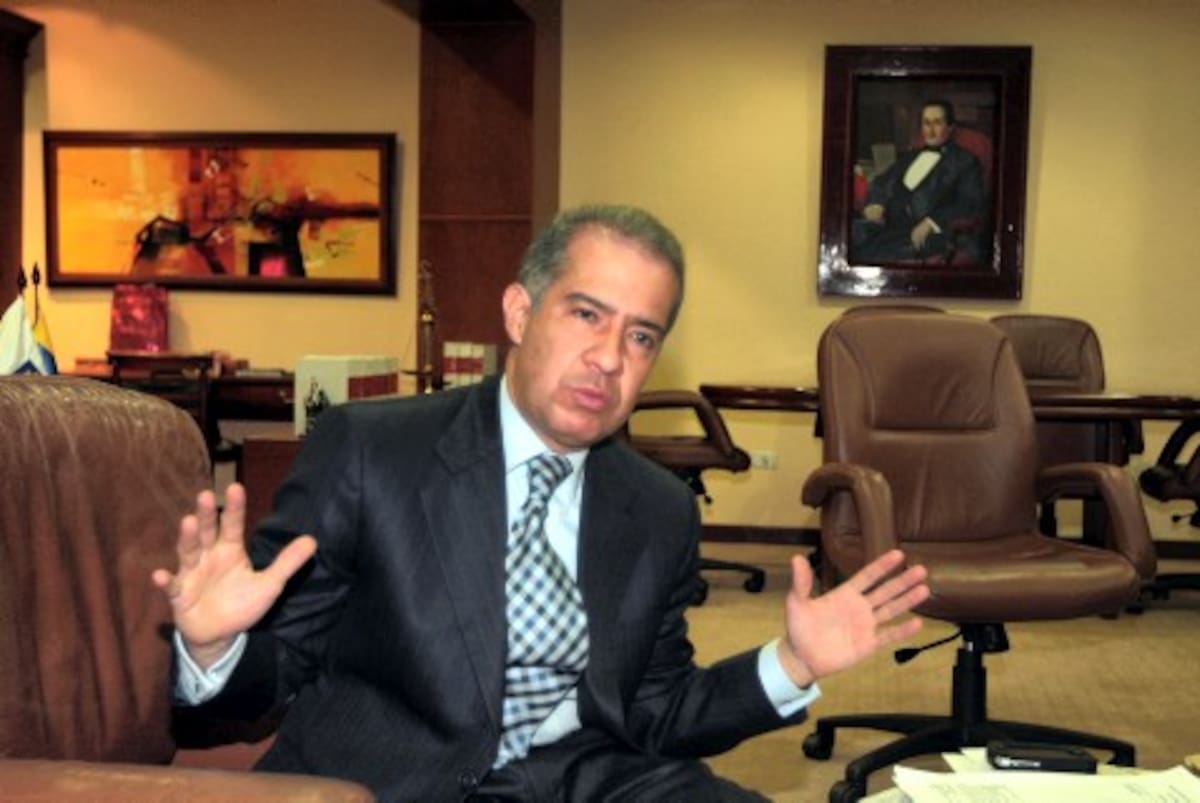 Mario Germán Iguarán Arana es fiscal general de la Nación desde el 1 de agosto de 2005. Mario Germán Iguarán Arana es fiscal general de la Nación desde el 1 de agosto de 2005.