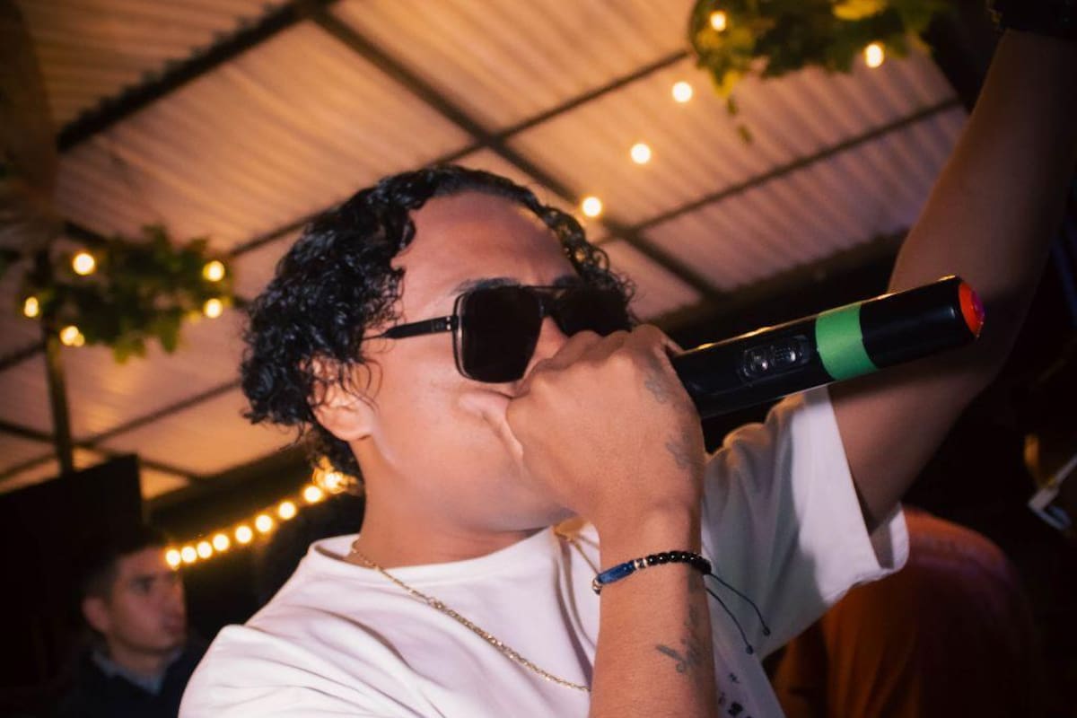 A cantante de música urbana lo mató un sicario a balazos