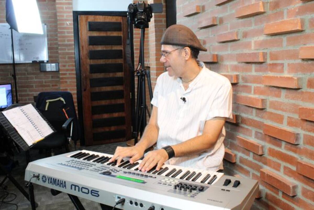 Ahora el aprendizaje musical es posible vía online con Melodic, una metodología de enseñanza adaptada a los nuevos tiempos para poder empezar a cantar o a tocar un instrumento en muy poco tiempo desde la comodidad de tu casa. CORTESÍA
