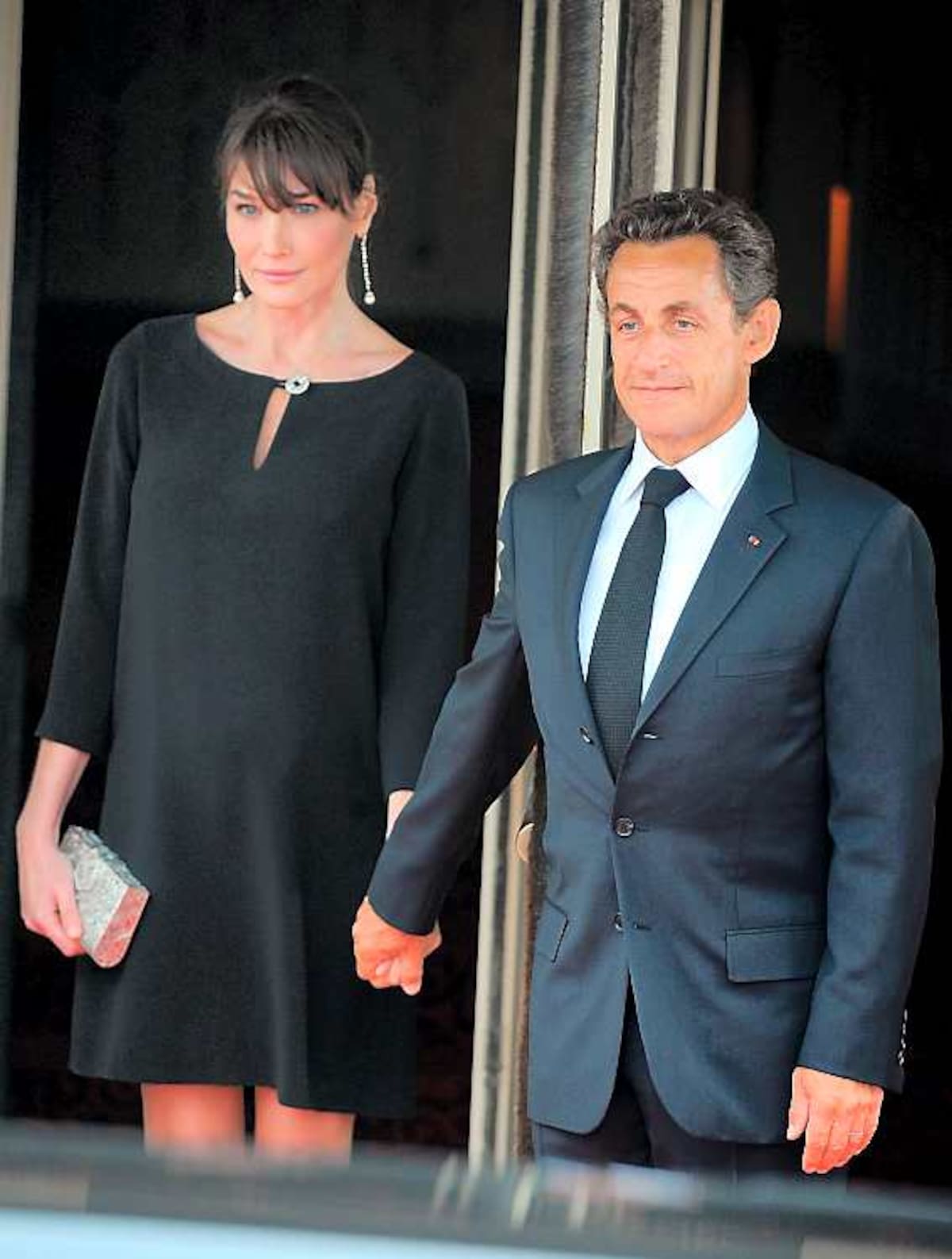 El presidente de Francia Nicolas Sarkozy y su esposa Carla Bruni-Sarkozy. JEWEL SAMAD - AFP