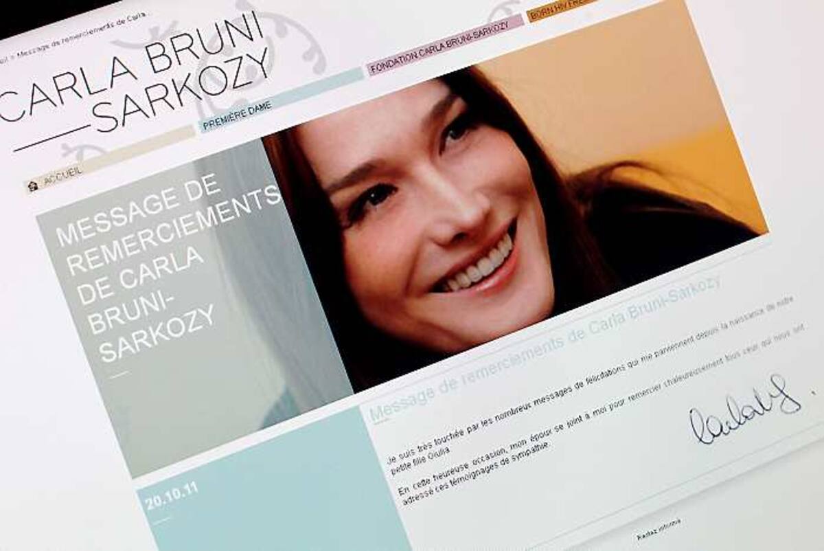 pLa esposa del presidente de Francia envió un mensaje de agradecimiento por las felicitaciones recibidasor el nacimiento de su nueva hija, el miércoles anterior.