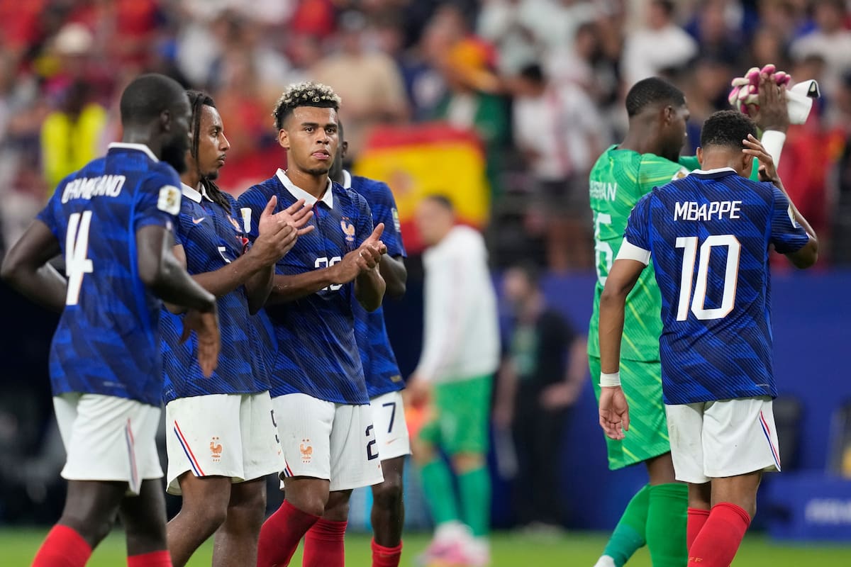 Francia quedó eliminada del Mundial tras perder en semifinales contra España. //Foto, AP: Tony Gutierrez