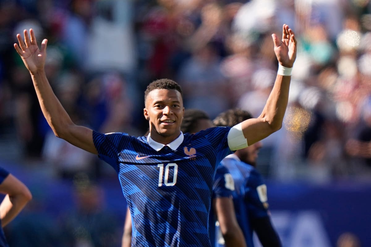 Mbappé responde a los mensajes racistas de una senadora paraguaya