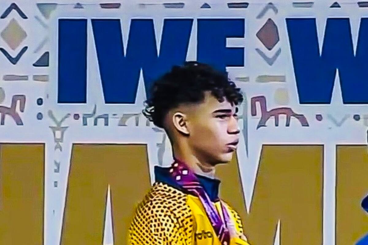 Freddy Bustillo, de La Boquilla, campeón mundial de pesas en la categoría sub-17