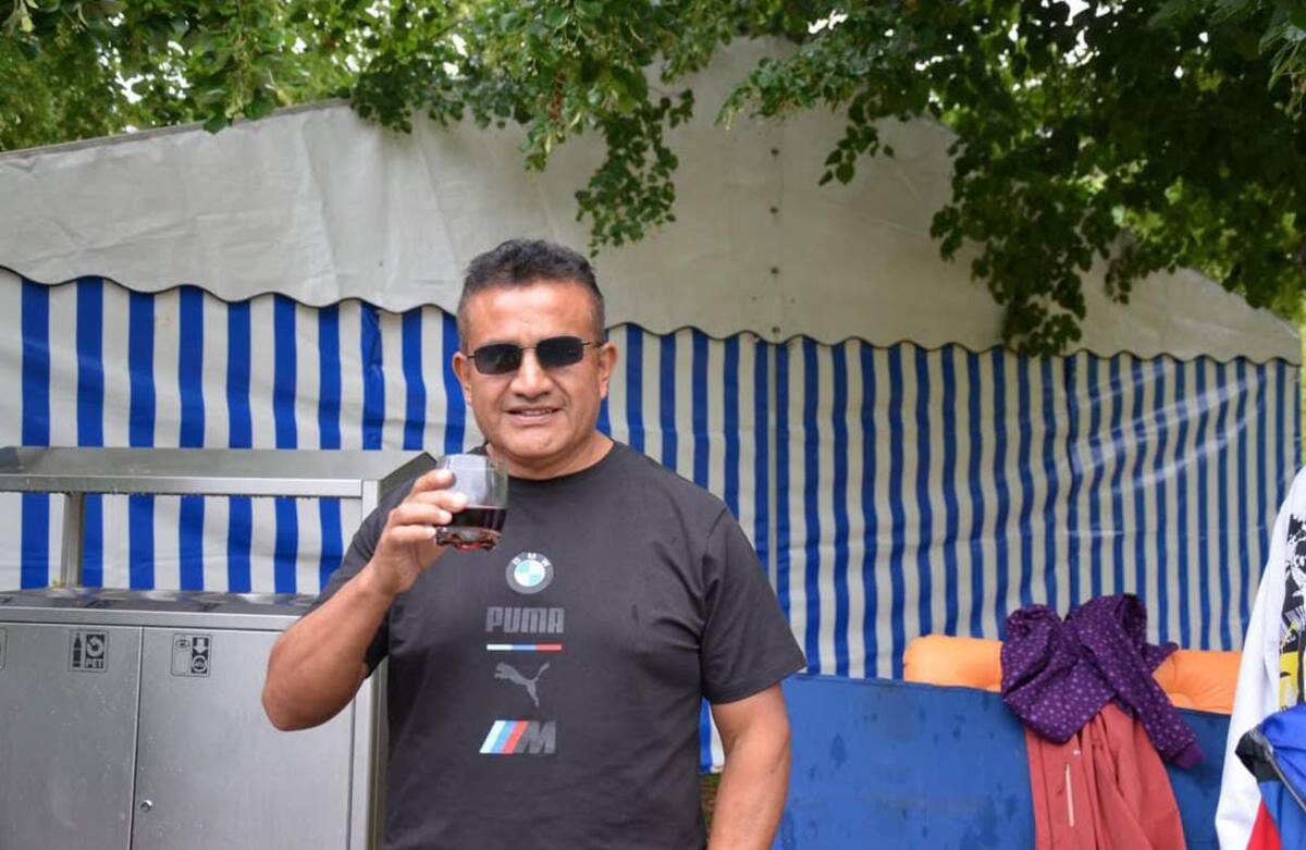 El periodista Fredy Calvache le pidió ayuda al presidente Gustavo Petro para que gestione un avión medicalizado que lo traslade de Suiza a Colombia, tras padecer un cáncer terminal. // Foto: tomada de IG @frecabu8