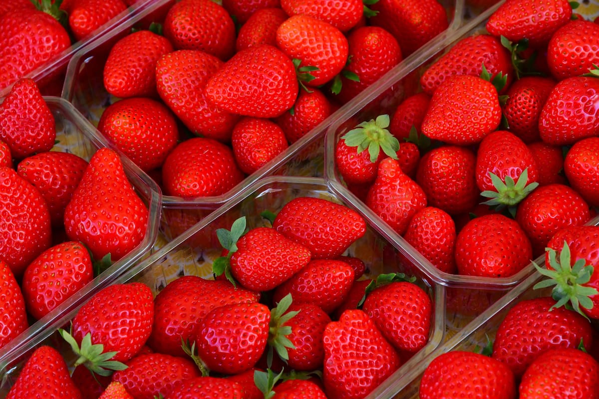 Las fresas se encuentran en el tercer lugar .