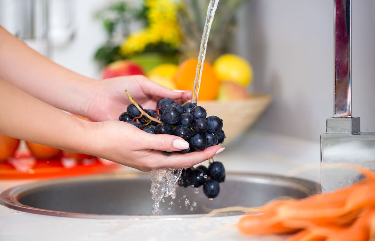 El 99% de los alimentos analizados en el estudio contienen residuos dentro de los límites legales, estableciendo que son seguros. //Foto: 123RF.