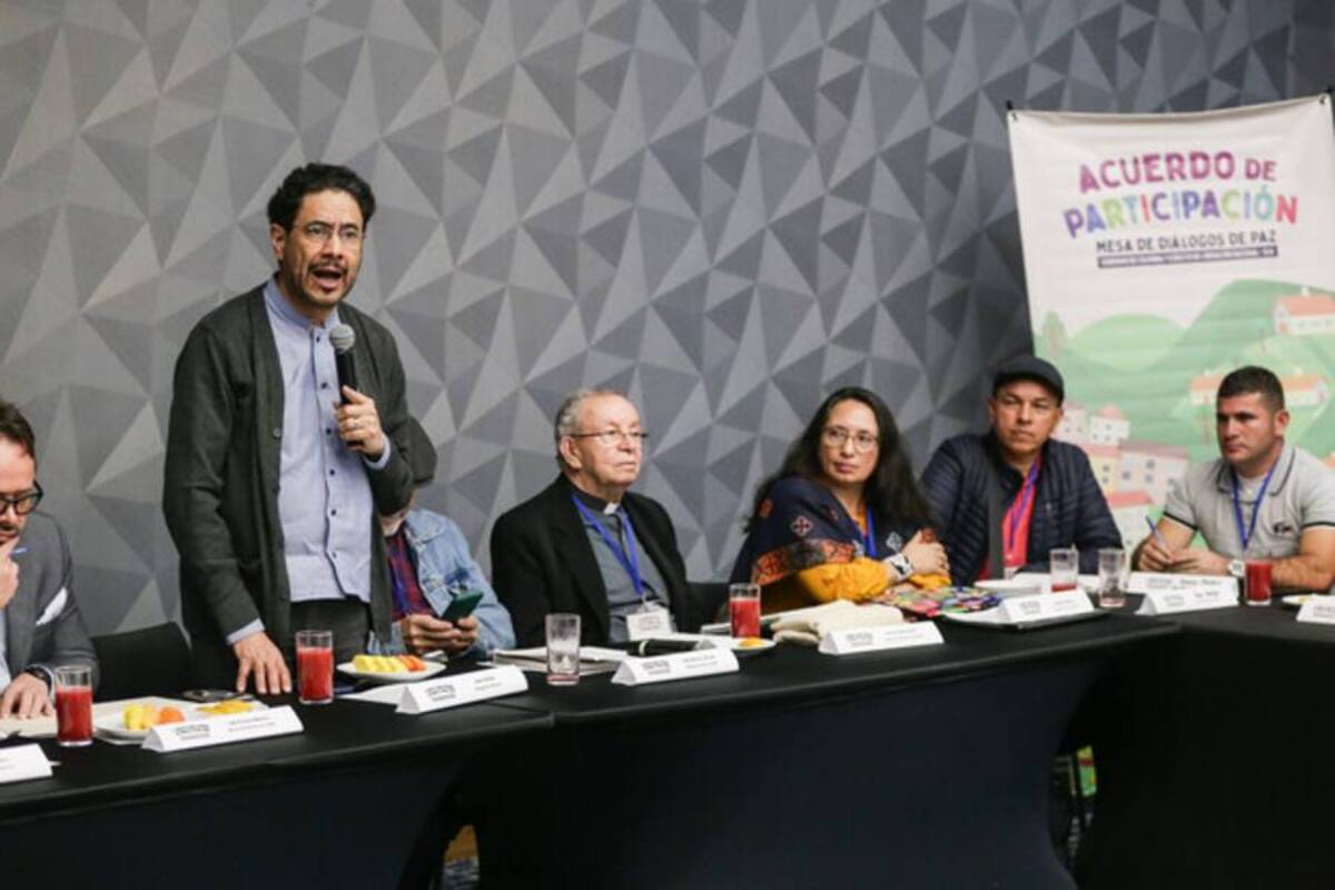 La controversia tras la suspensión de los diálogos de paz con el Eln
