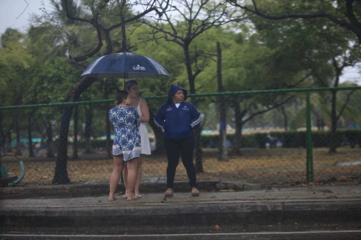 Fuertes lluvias y oleaje marcan el inicio de febrero en Cartagena. // Foto: Óscar Díaz - El Universal