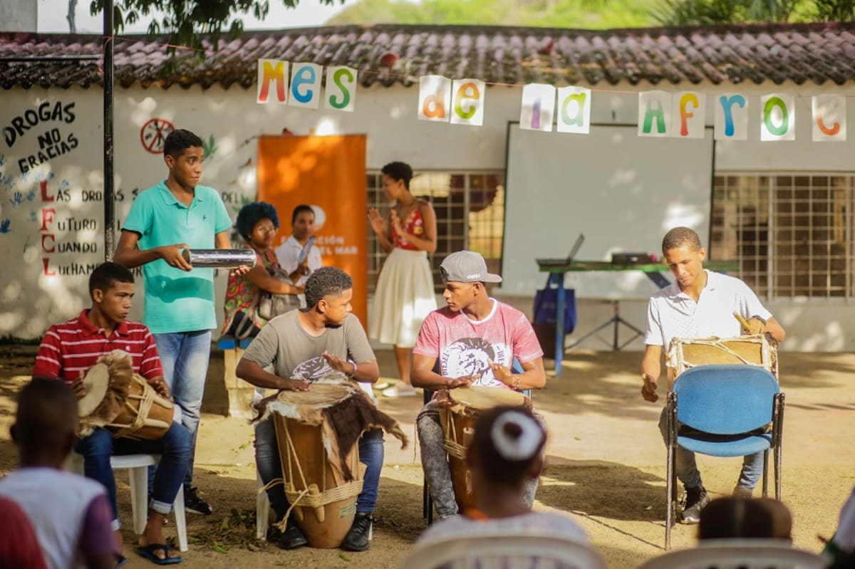 Actividades culturales promovidas por la Fundación Serena del Mar en comunidades de la Zona Norte de Cartagena. // Cortesía