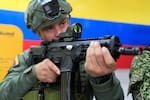 Informe técnico alerta sobre el fusil Jaguar, fabricado en Colombia