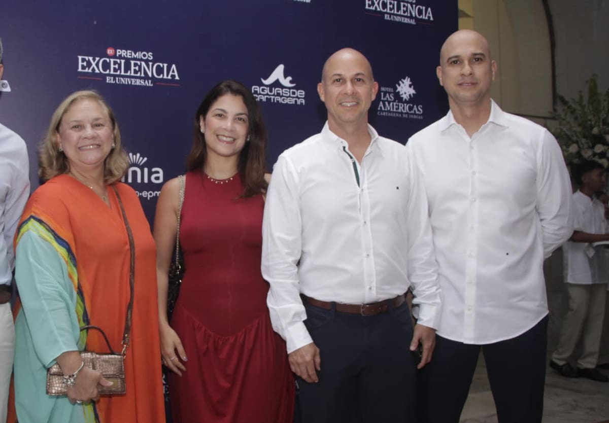 Gabi Arenas, Claudia Otero, Alberto Llamas y José Llamas.