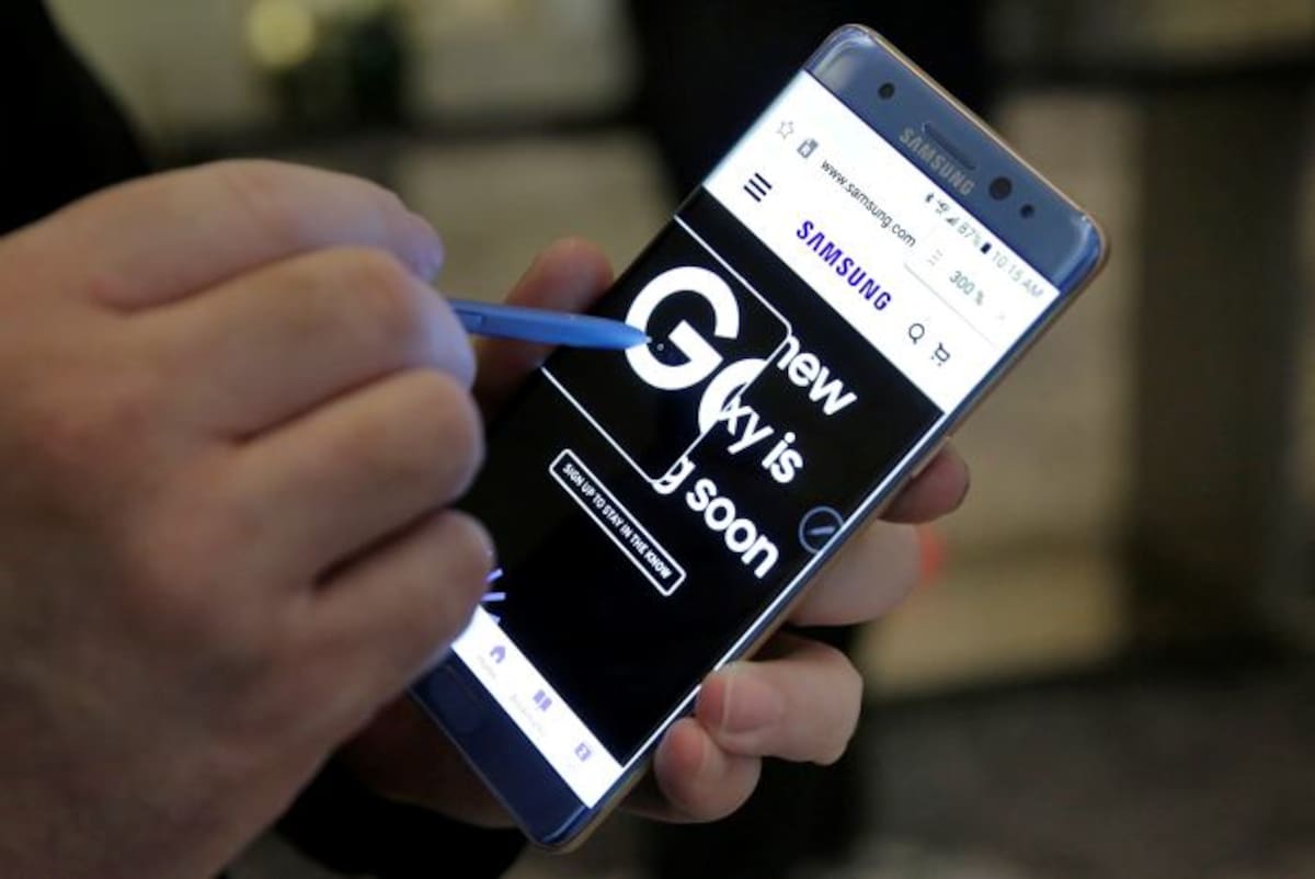 El celular Galaxy Note 7 de Samsung sigue en problemas. AFP