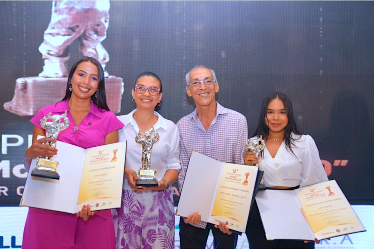 Estos son los ganadores de la mejor crónica del Premio Ernesto McCausland
