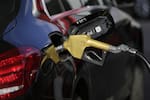Gobierno Petro anuncia que gasolina y el diésel se mantendrán estables en julio