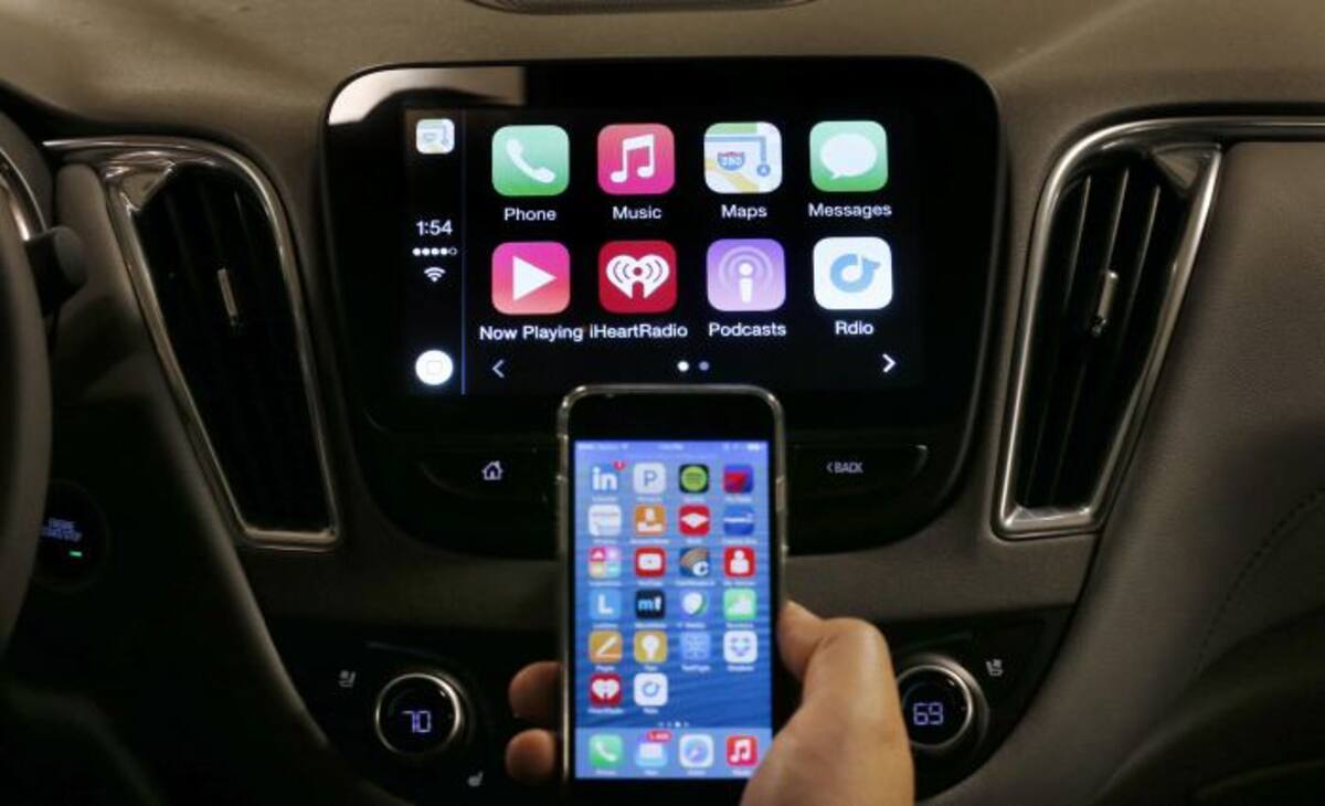 Autos con sistema Android y Apple. AP
