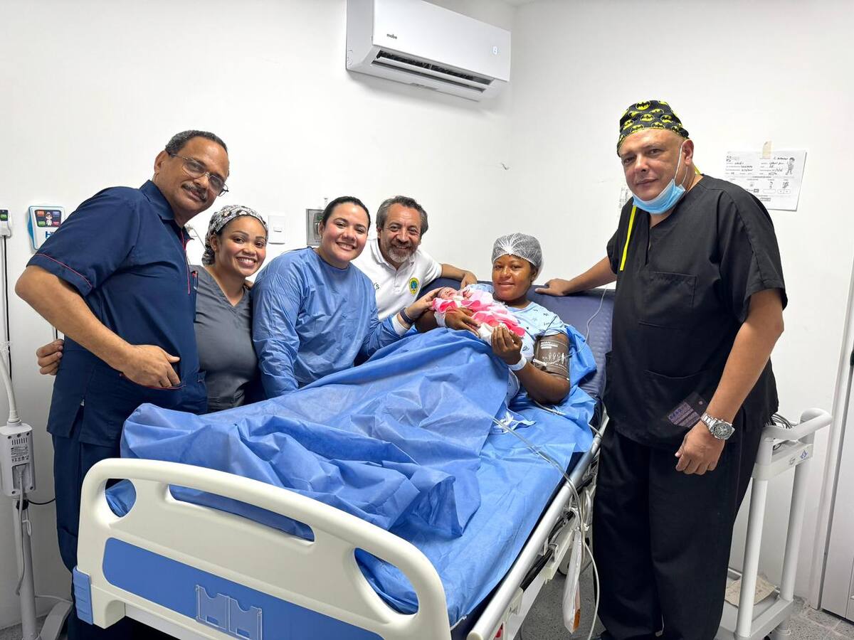 Génesis Johana, primer parto en Hospital de Nelson Mandela. // Foto: cortesía - Alcaldía de Cartagena