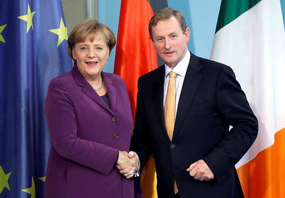 Merkel dice que se debe respetar el Pacto de Estabilidad y de Crecimiento AP