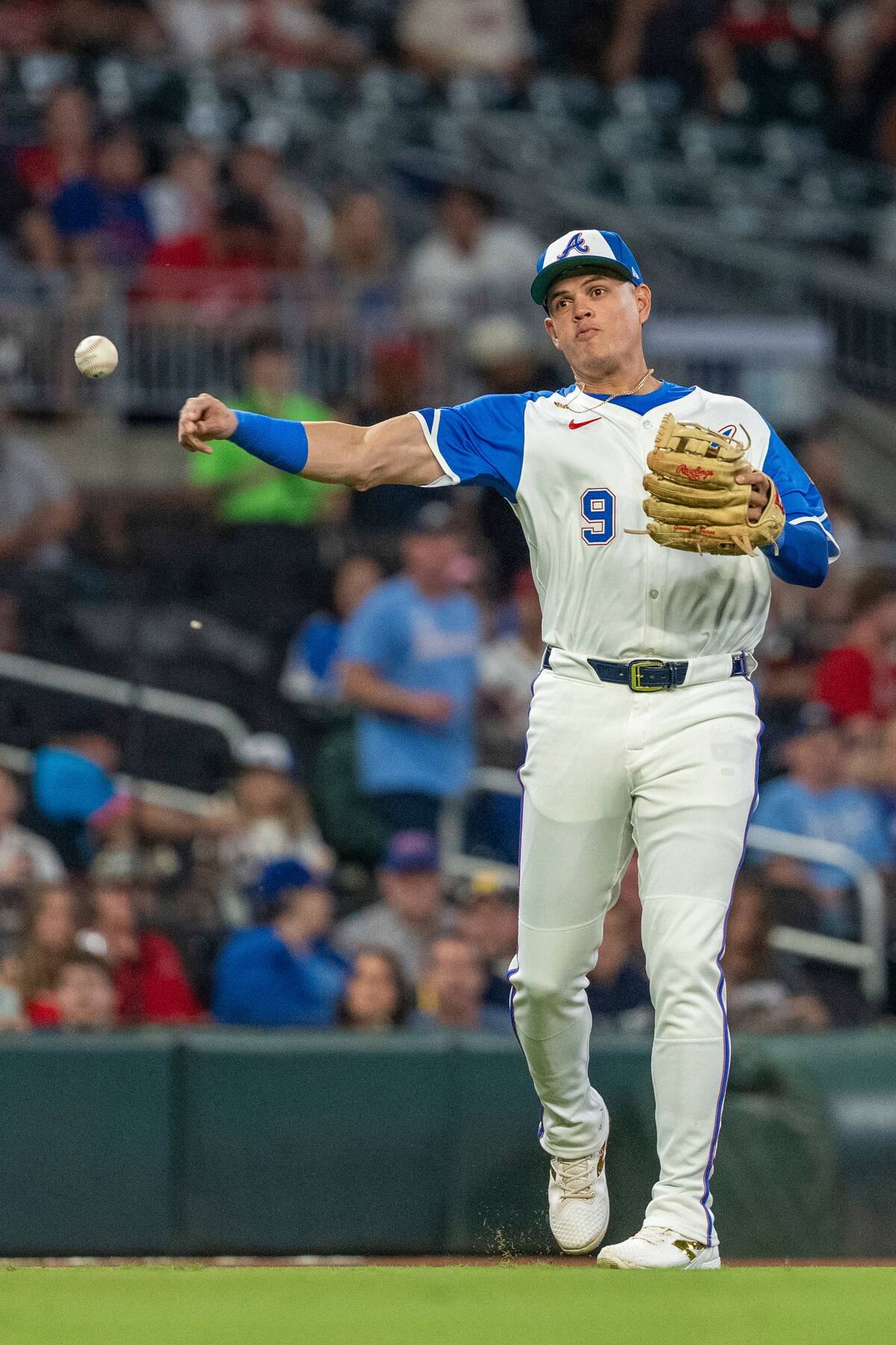 Gio Urshela quiere lograr una buena figuración con los Bravos en postemporada. //AP