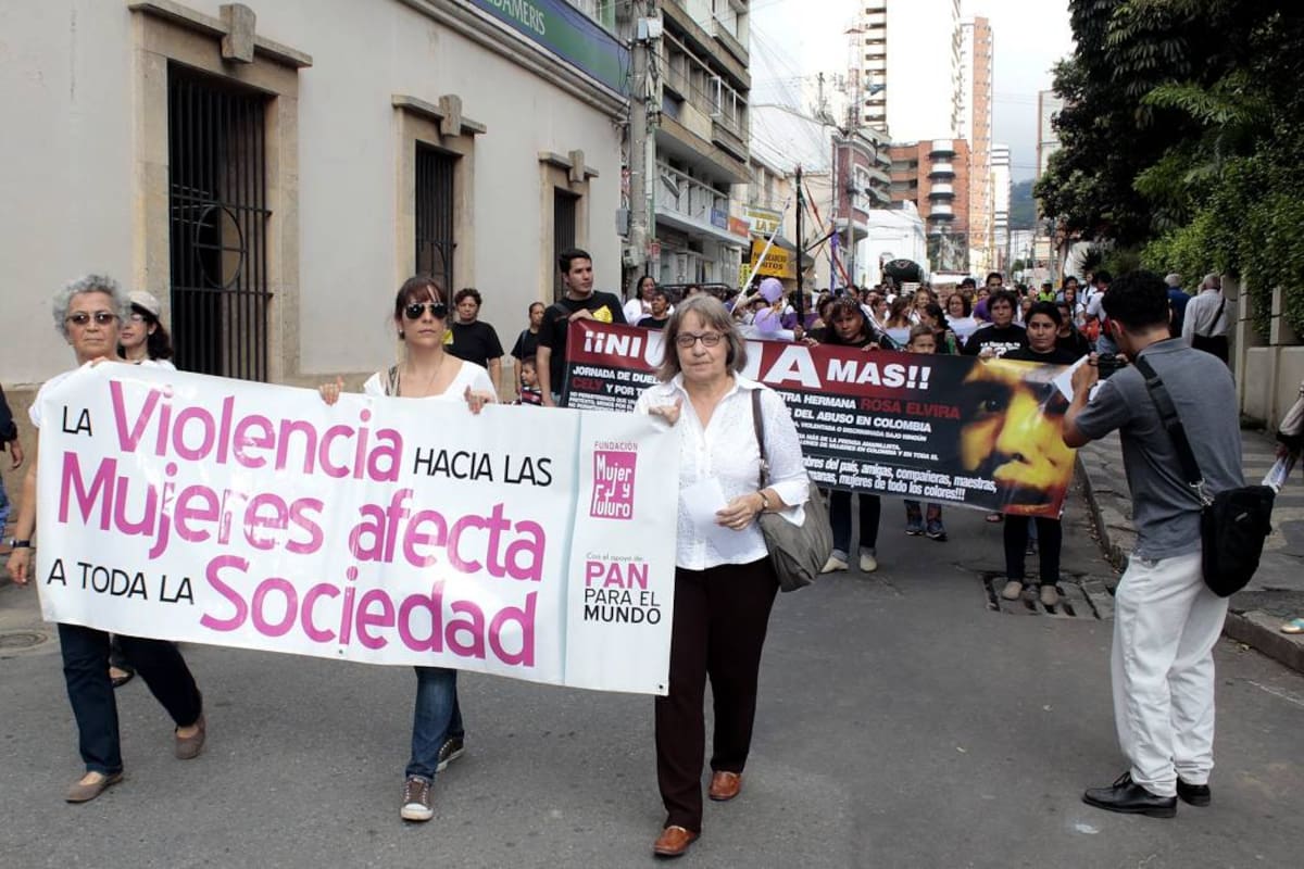 Rechazo a la violencia contra la mujer en Colombia