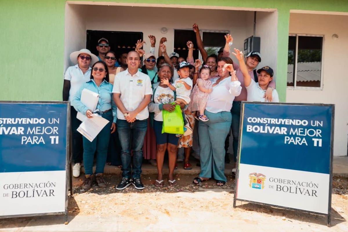 Gobernación de Bolívar entrega viviendas a víctimas del conflicto en el sur de Bolívar