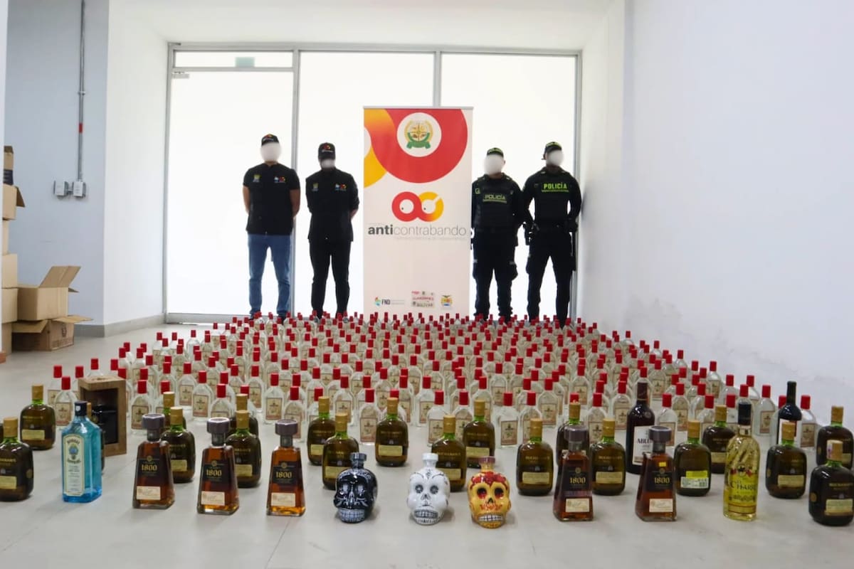 6 negocios cerrados: así fue el operativo contra el contrabando de licor en Cartagena