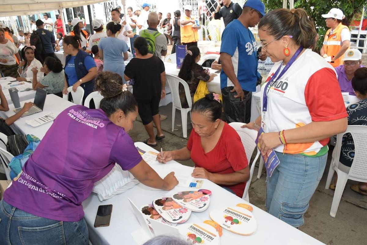 Gobierno al Barrio superó las 1.200 atenciones en el barrrio El Paraguay