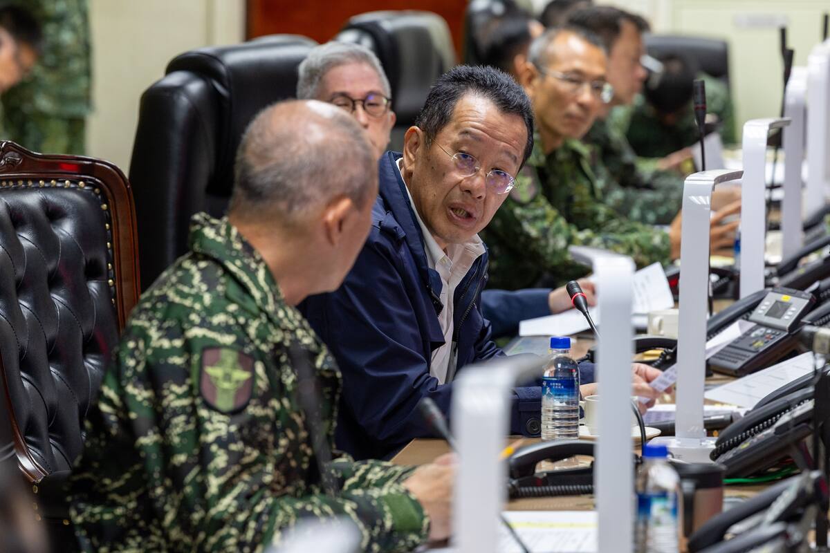 Alerta en Taiwán por maniobras militares chinas con fuego real