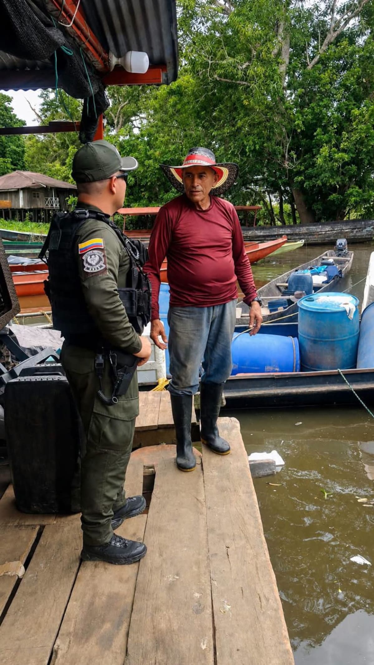 GOES y Armada despliegan operativo de seguridad en corredores fluviales del sur de Bolívar.