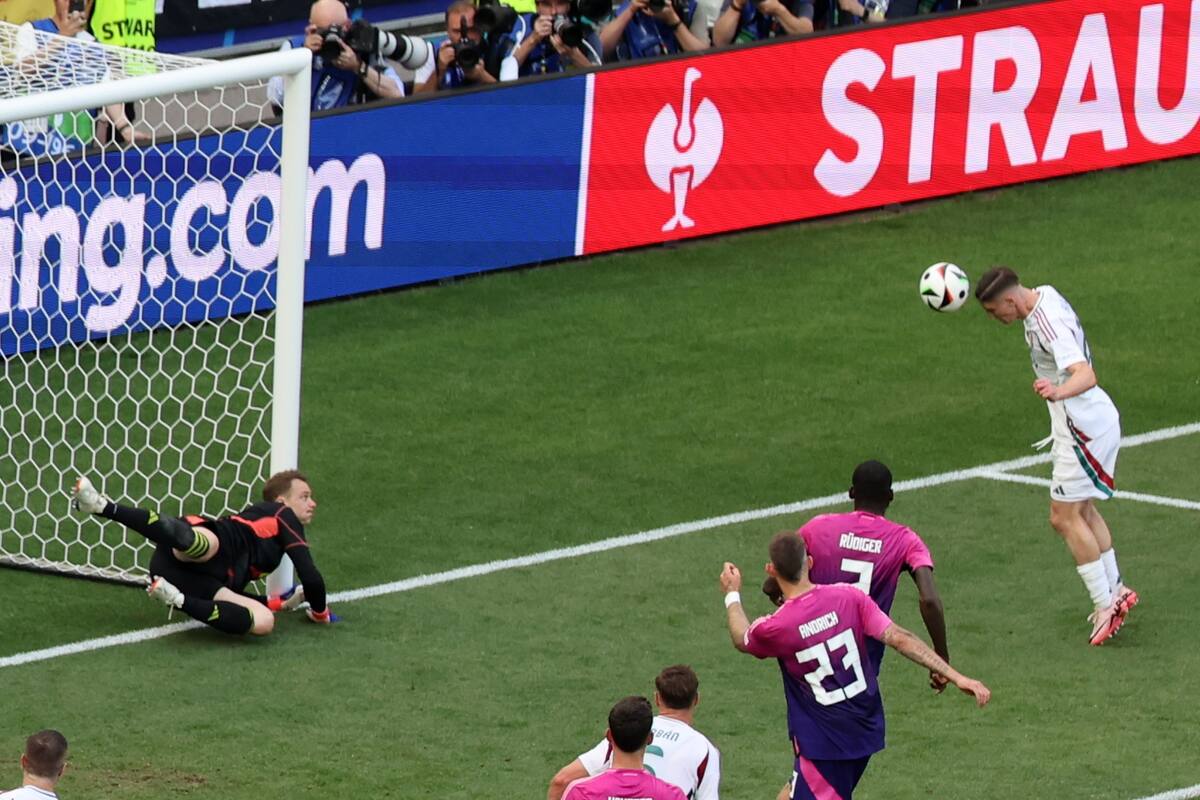 Roland Sallai, de Hungrría, durante el partido del grupo entre Alemania y Hungría, en Stuttgart, Alemania. //EFE