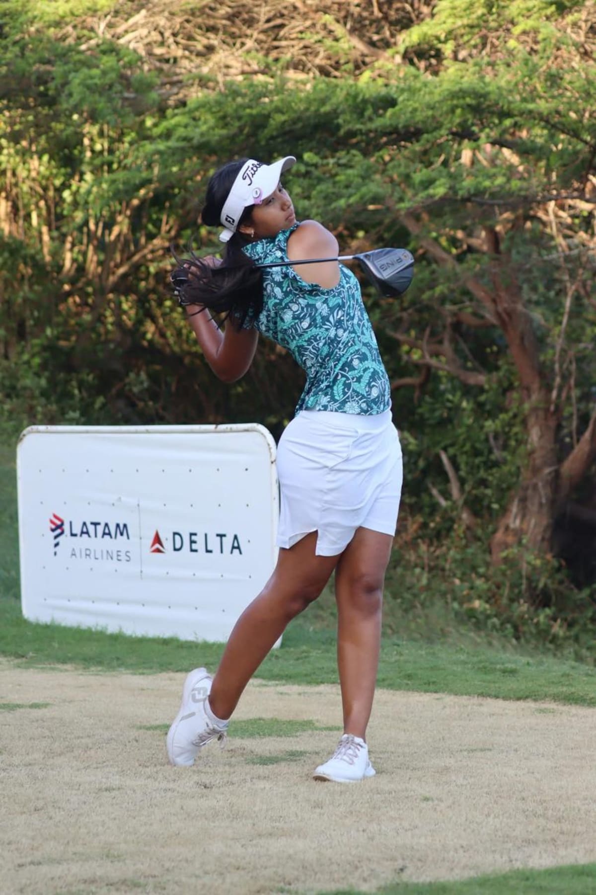 Valeria Contreras, golfista bolivarense que se viene abrierondo camino en esta disciplina en la región Caribe.//CORTESÍA