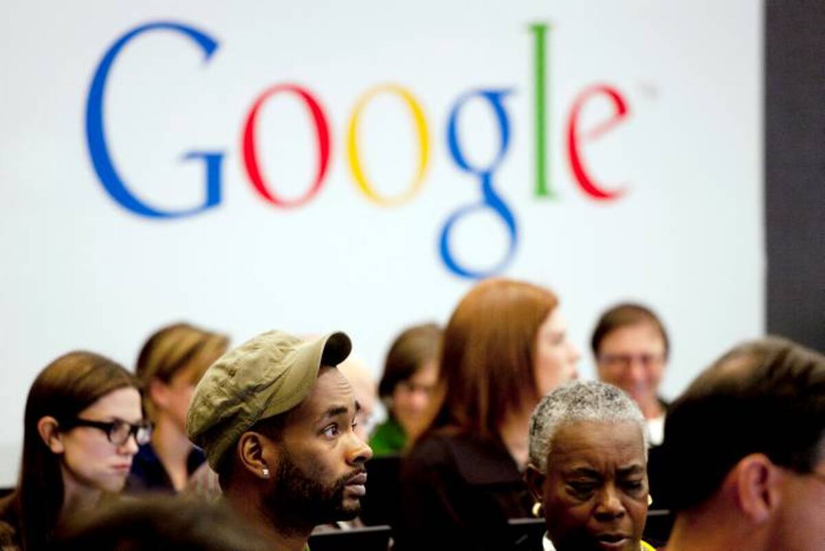 Montar un caso contra Google lo expondría a aventurarse en territorios legales "desconocidos", advierte también Glenn Manishin, un abogado de Washington especializado en competencia, que considera el caso muy diferente al de Microsoft, en el que defendió a los demandantes del gigante informático. AP Mark Lennihan