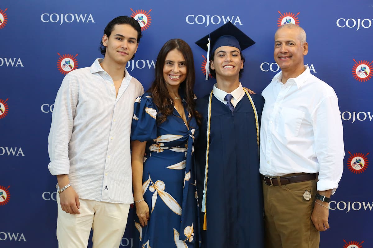 Samuel Ibarra, Paola Cavalli, Gerónimo Ibarra y Abraham Ibarra.