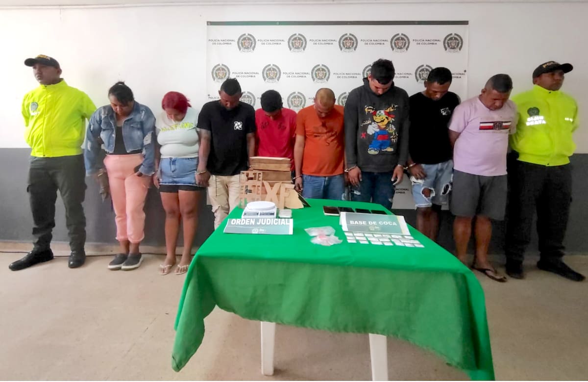Miembros del Grupo de Delincuencia Común Organizada ‘Los de la Villa’, que operaba en el Atlántico y estaba bajo órdenes del 'Negro Ober'.//Cortesía.