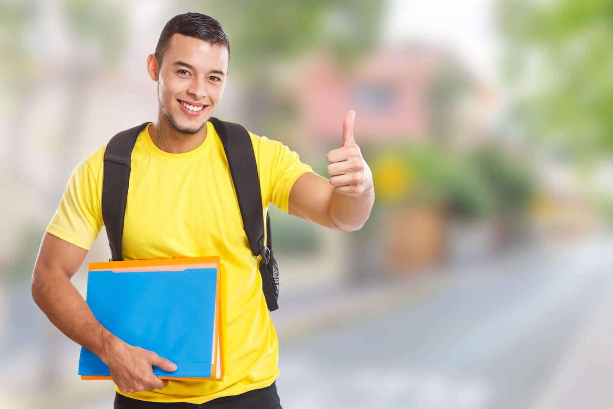 Universidad gratuita en Colombia: guía para estudiar sin pagar matrícula 2026