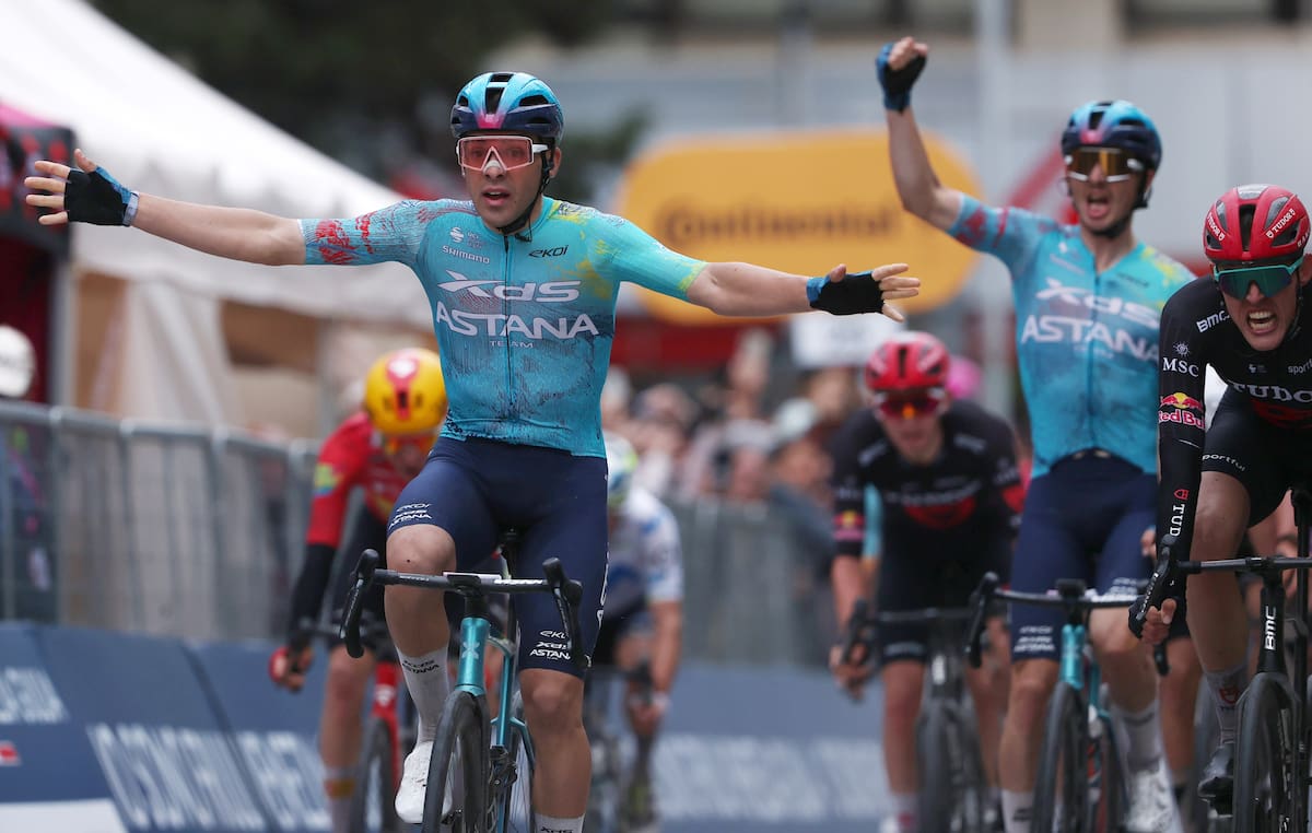 El uruguayo Guillermo Thomas Silva se hizo con la segunda etapa del Giro de Italia. //Foto, EFE: BORISLAV TROSHEV
