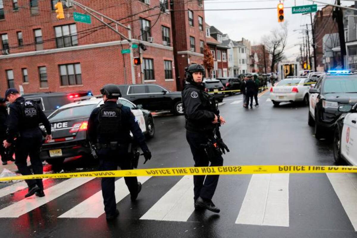 Un policía muerto y tres heridos en intenso tiroteo en Nueva Jersey