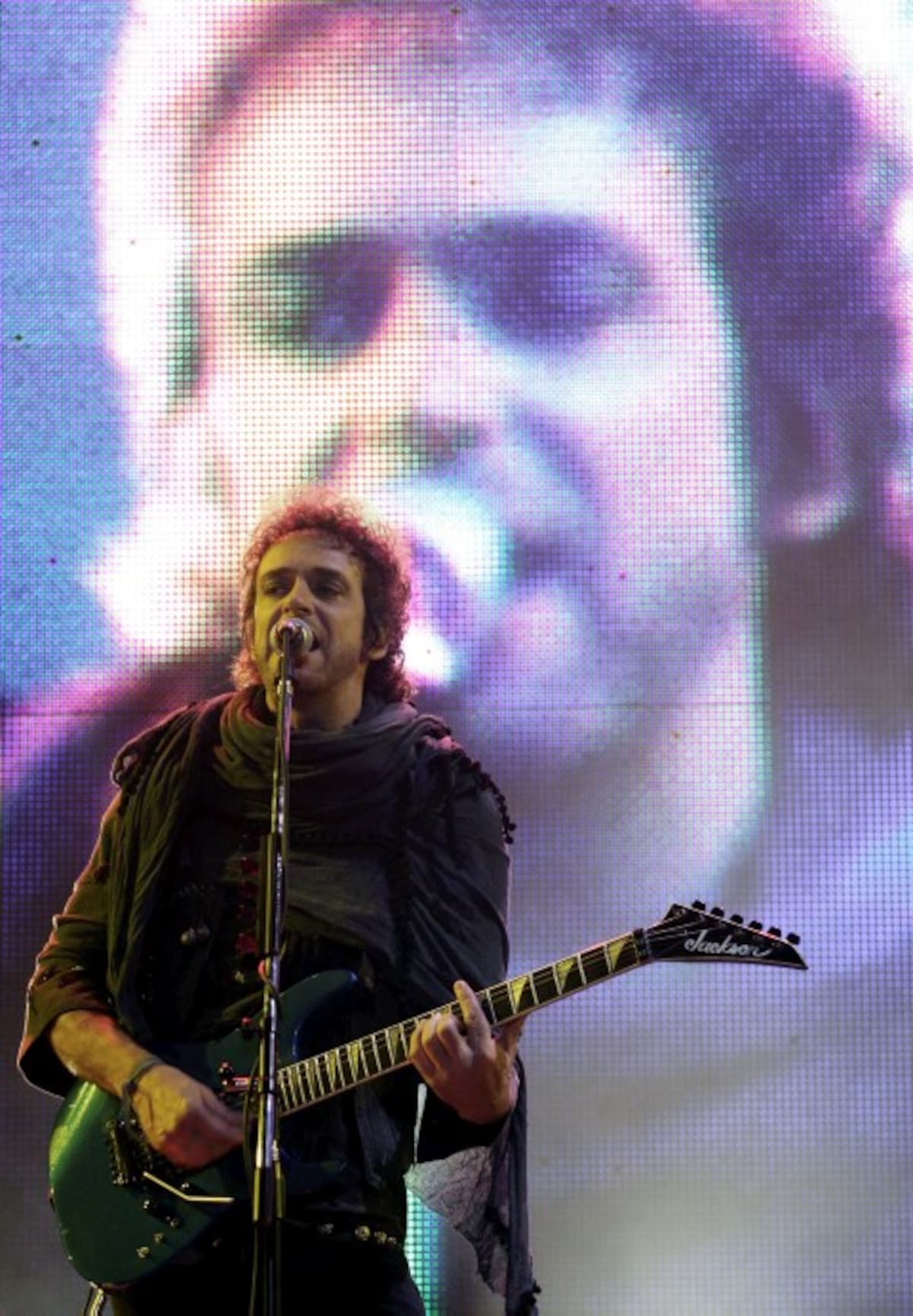 En este regreso de Cerati, sus seguidores deben esperar en su gira por Colombia: buen rock, todos sus clásicos, una energía irrepetible y un show extraordinario.