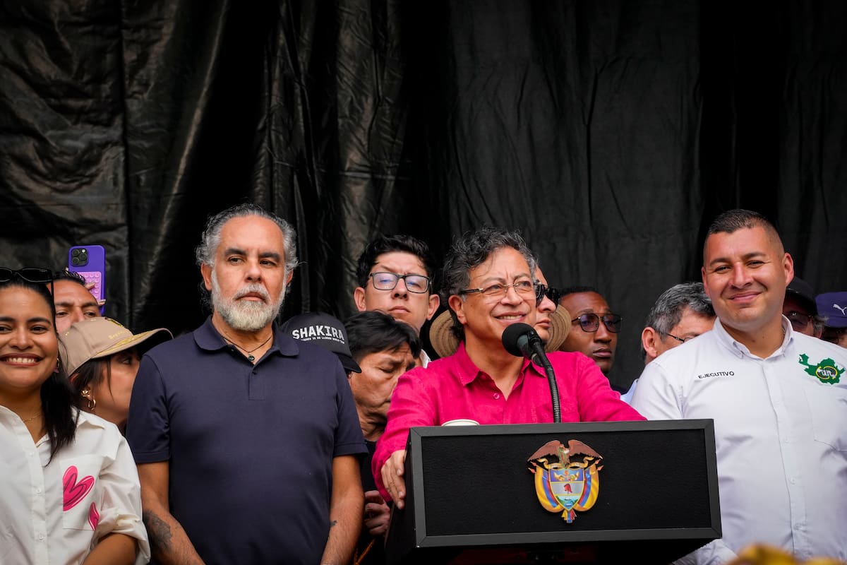 Gustavo Petro defendió reformas y promovió Constituyente en Medellín
