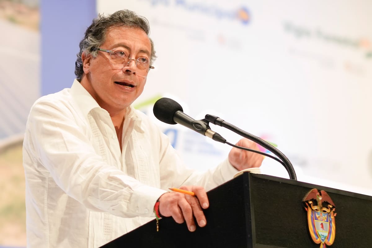 Gustavo Petro propone un frente militar latinoamericano