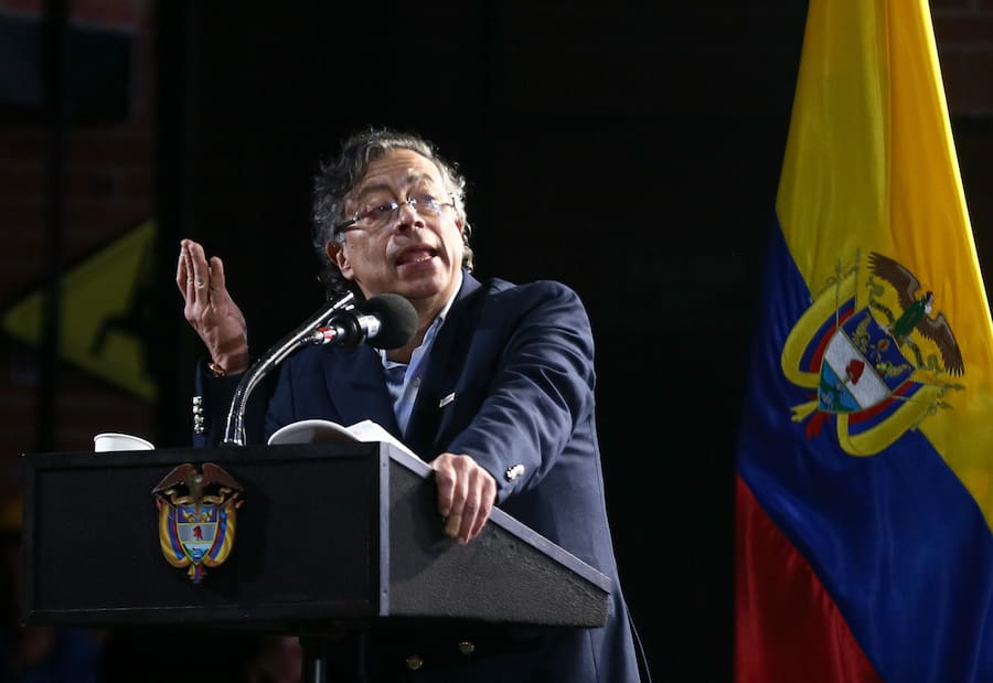 Petro asegura que la universidad pública gratuita está en riesgo tras propuesta del Gobierno electo
