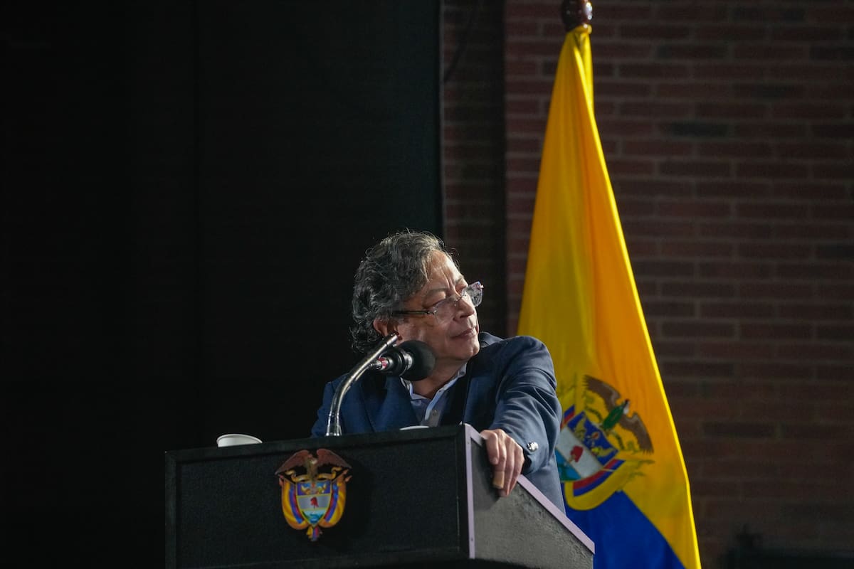 Eva Rey le preguntó a Petro si estaba enamorado y esto fue lo que respondió