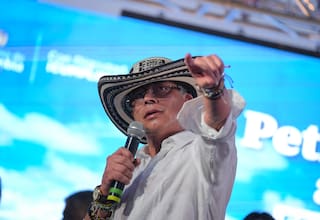 Petro propone fortalecer los lazos con Estados Unidos bajo la igualdad y el respeto