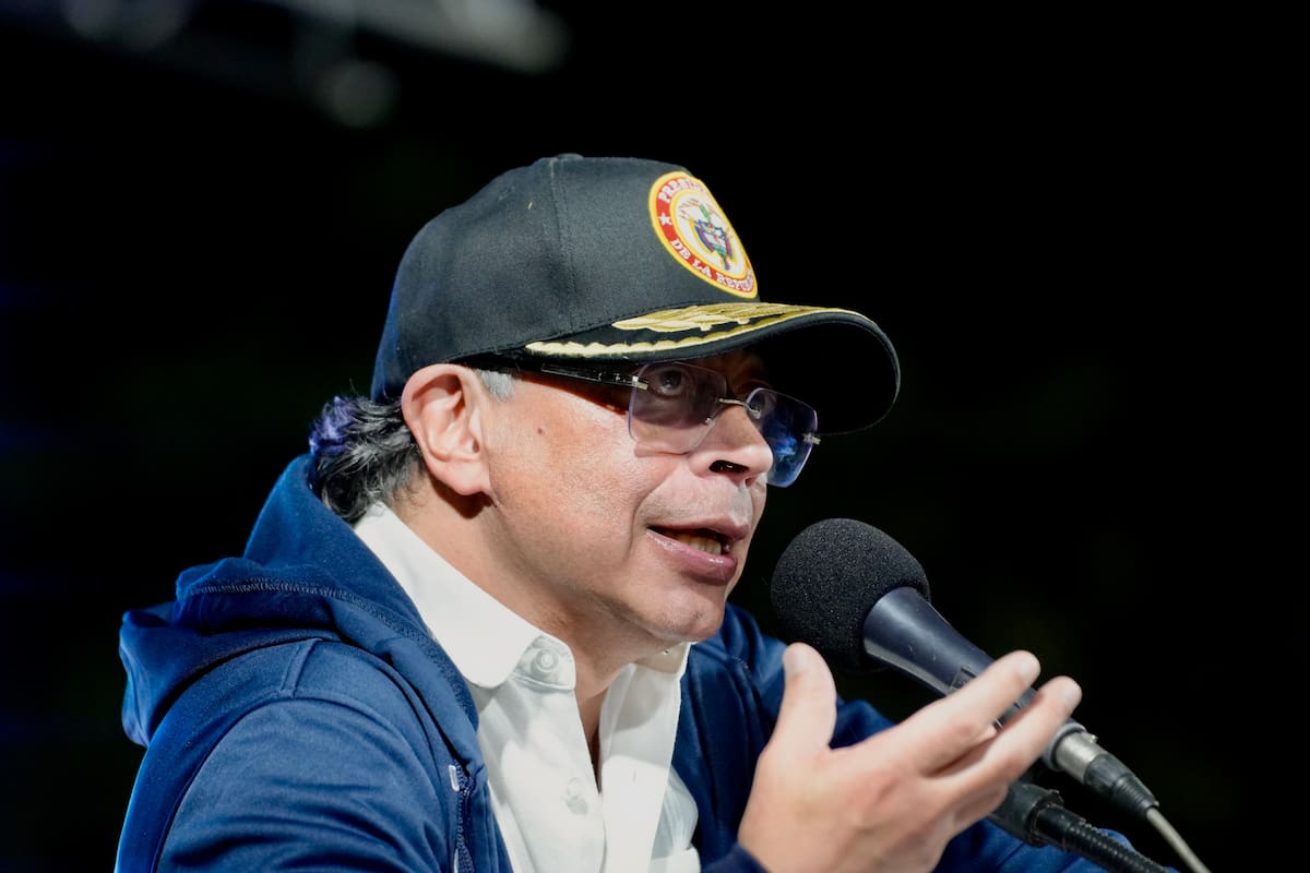 Revelan detalles de visita de Petro a Ecuador que lo vincularían con a alias ‘Fito’