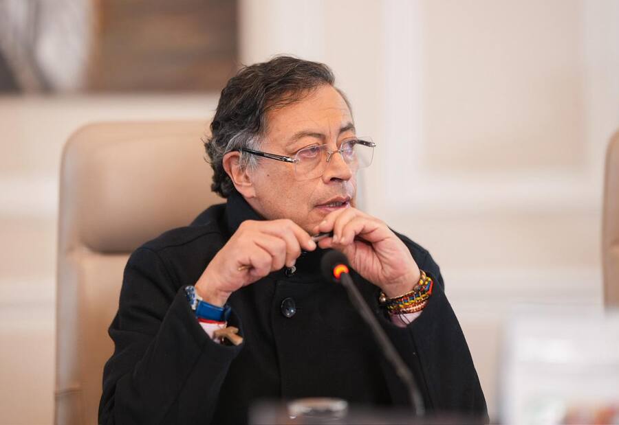 Gustavo Petro reabre debate sobre fraude electoral y cuestiona a la Fiscalía