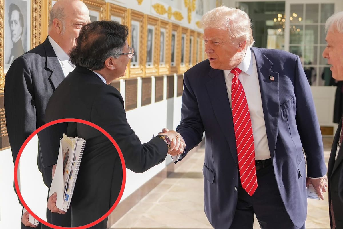 ¿Qué había en la libreta que Petro llevó a su encuentro con Donald Trump?