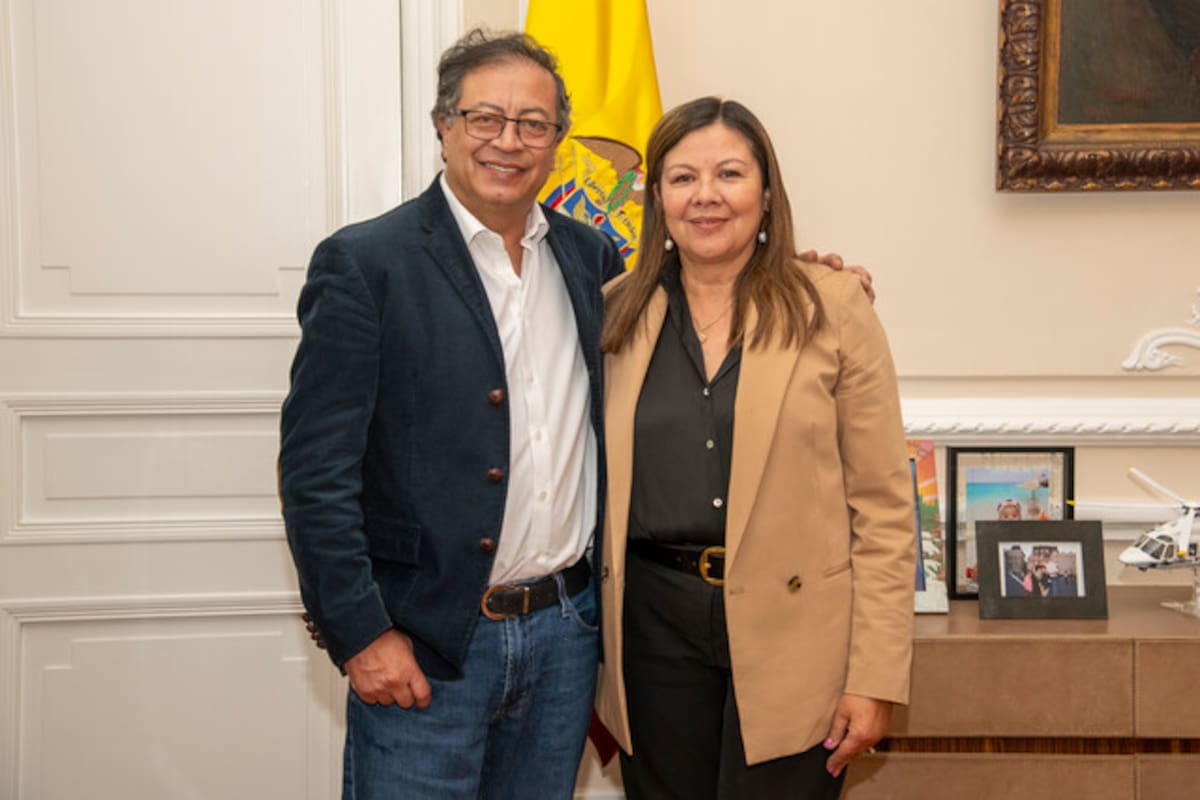 Petro se reunió con fiscal Luz Camargo antes de denuncia por Pegasus